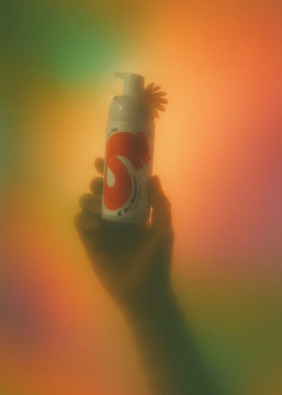 Between Baths Dry Shampoo: No Wash Needed!